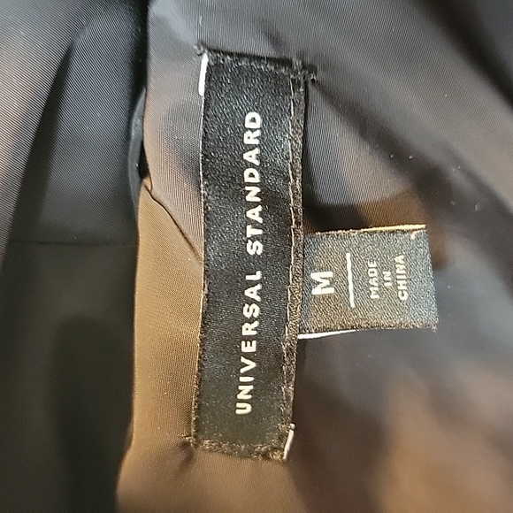 Universal Standard Asymmetrical Puffer Coat Size Universal Stand  M / Regular 2X - Picture 4 of 7